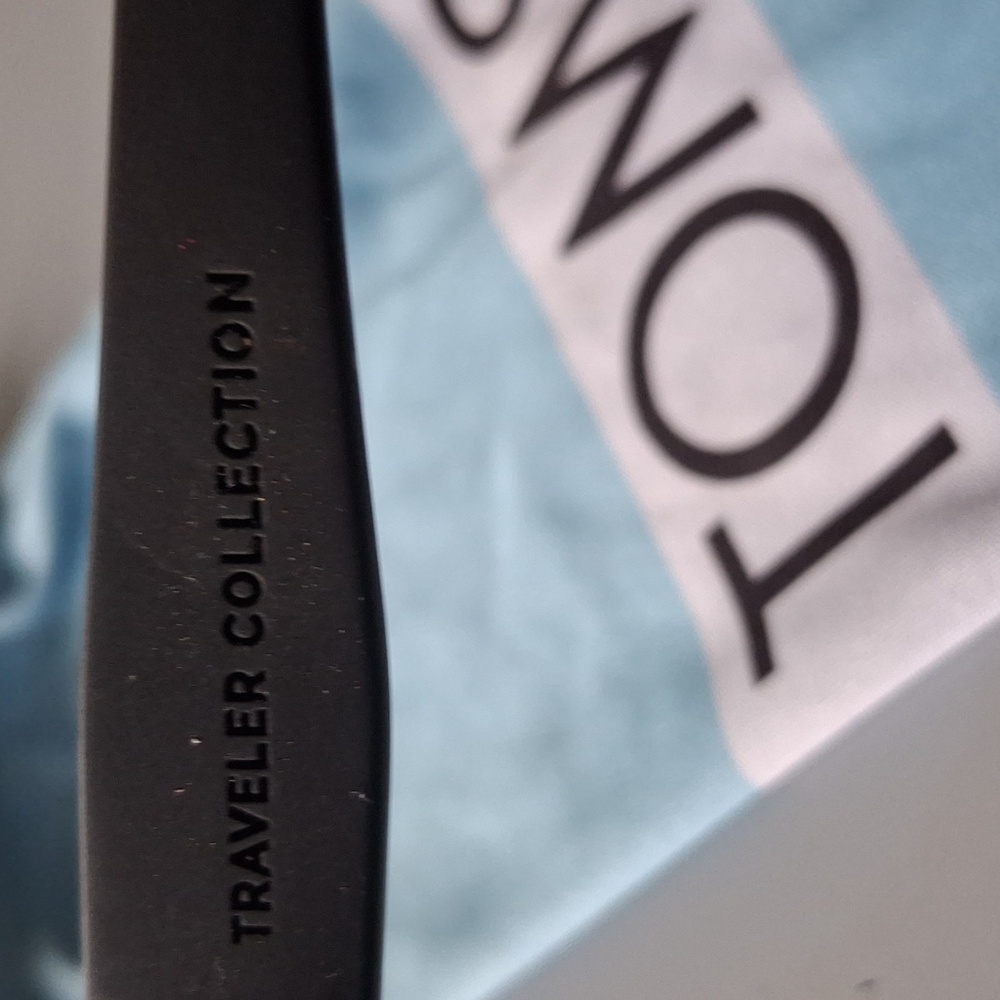 Toms Charcoal Sunglasses - Picture 3 of 3